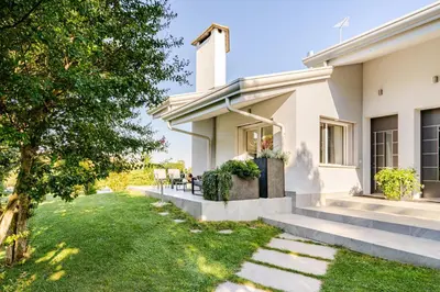 Edificio in cui si trova la villa