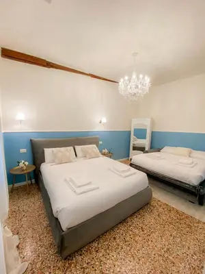 Letto o letti in una camera di San Polo Luxury Suites in Venice