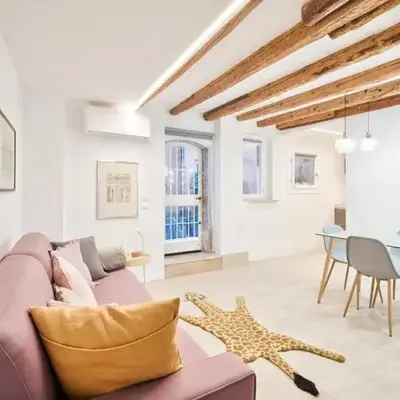 Charming Central Apartment with Private Courtyard