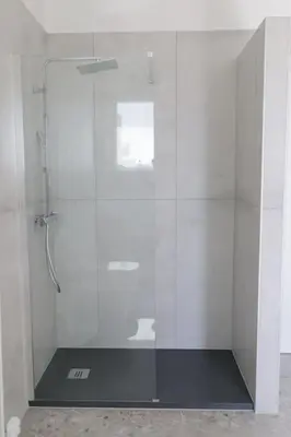 Bagno di Nuovo appartamento Bianco appena ristrutturato