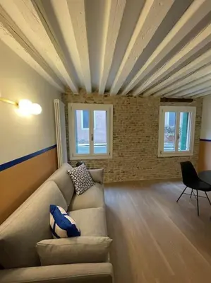 Area soggiorno di Cozy apartment near Biennale