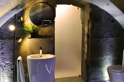 Bagno di ancient open space nel centro storico Padovano