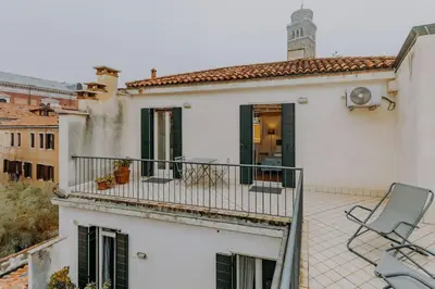 Balcone o terrazza di Elegant nice Home with Private Terrace in Venice - Frari church