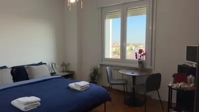 Letto o letti in una camera di Alla Torre - Room & Private Bathroom