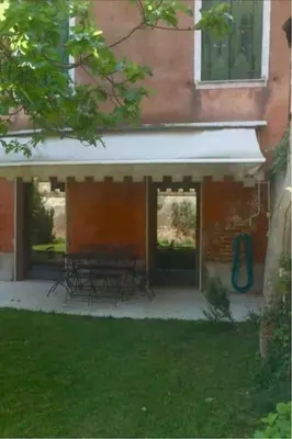 Giardino di Raphael's Garden House