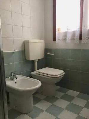 Bagno di Due camere, vicino al mare - CONDOMINIO OLIMPIA