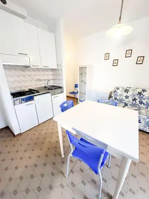 Cucina o angolo cottura di Monolocale, Vicino al Mare - CONDOMINIO RIALTO