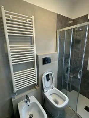 Bagno di Venice grey apartment