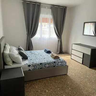 Venice grey apartment