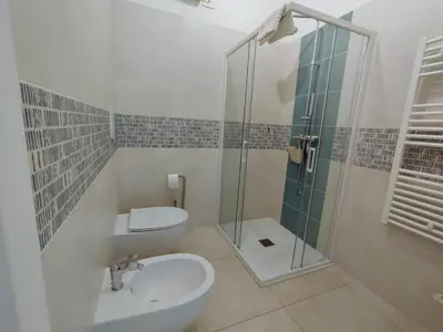 Bagno di Appartamento ROVERE