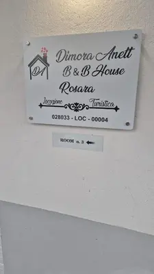 Certificato, attestato, insegna o altro documento esposto da Dimora ANETT B&B HOUSE