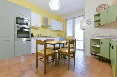 Cucina o angolo cottura di QUEEN HOME Gabrielle