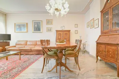 Area soggiorno di QUEEN HOME Gabrielle