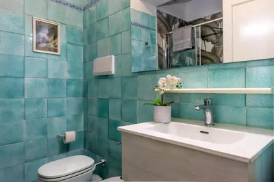 Bagno di Borgo Cavour Santi40