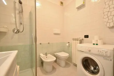 Bagno di Welc-ōM Tombelle