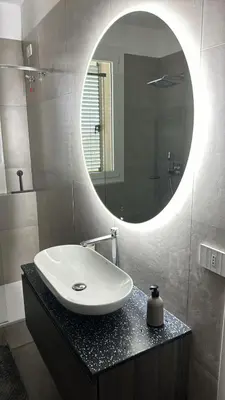 Bagno di Splendido Attico fuori mura