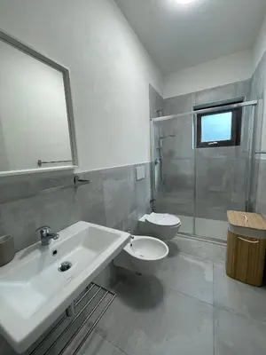 Bagno di Renovated two bedroom flat in Rosolina Mare