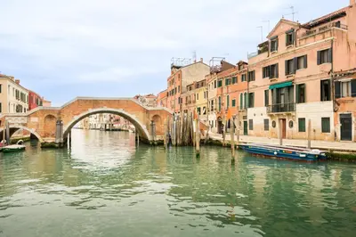 Vista sul fiume nelle vicinanze dell'appartamento
