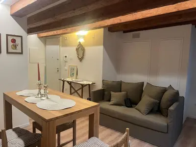 Area soggiorno di Venexiana Suite