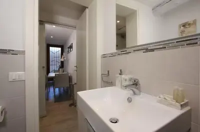 Bagno di Casa Costa Biennale
