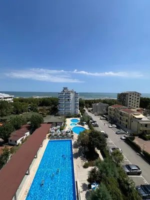 Piscina di Uno Due Tre Stella o nelle vicinanze