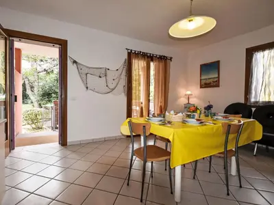 Area soggiorno di Apartment Solmare-54 by Interhome