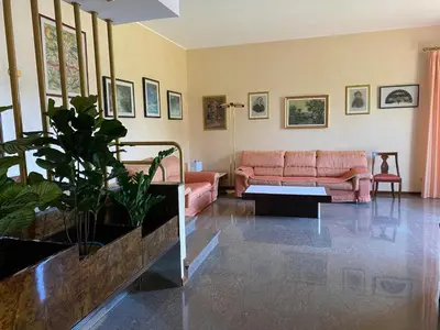 Area soggiorno di Betty House