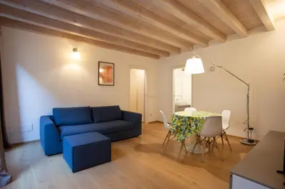 Area soggiorno di Yourbanflat Piazza dei Signori 1
