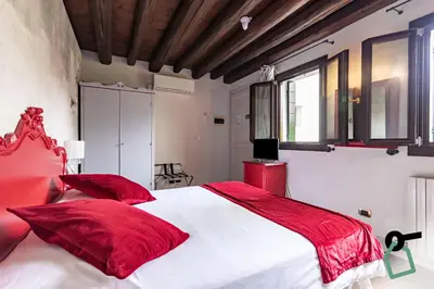 Planimetria di HOTIDAY Room Collection - Dolo