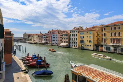 Vista sul fiume nelle vicinanze dell'appartamento
