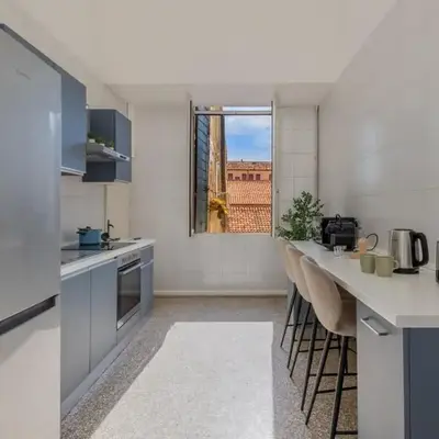 View of Grand Canal Luxury Home - Station 5 minutes