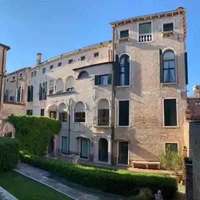 Palazzo Contarini Della Porta Di Ferro