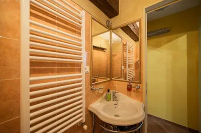 Bagno di Secret Garden - comfortable and central
