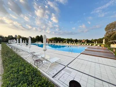 Piscina di App4rent - GolfClubJesolo Family Apartment o nelle vicinanze