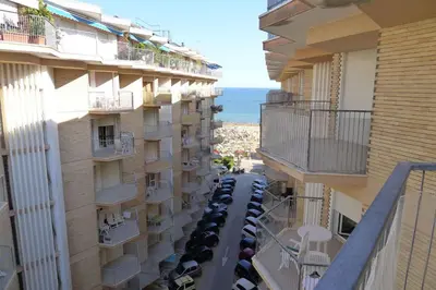 Vista generica sul mare o vista sul mare dall'interno dell'appartamento