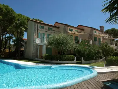 Piscina di Liro Apartments o nelle vicinanze