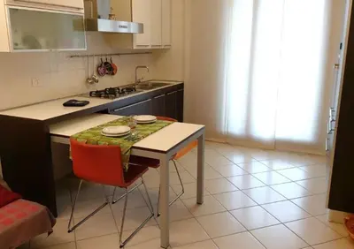 Cucina o angolo cottura di Venice Cove apartment 15mVenice -free park- near airport