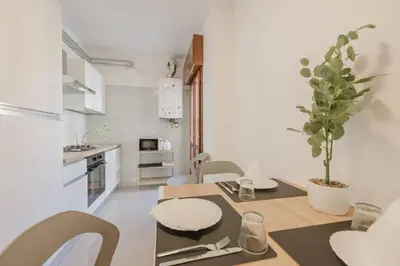 Cucina o angolo cottura di Unico Apt 4, 6 ospiti, parcheggio gratis, 10 minuti da Venezia