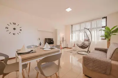 Area soggiorno di Unico Apt 8, 4 ospiti, parcheggio gratis, 10 minuti da Venezia