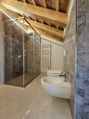 Bagno di Alla Rocca Storica