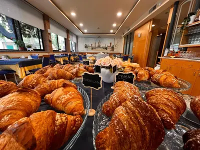Cibo presso l'hotel o nelle vicinanze