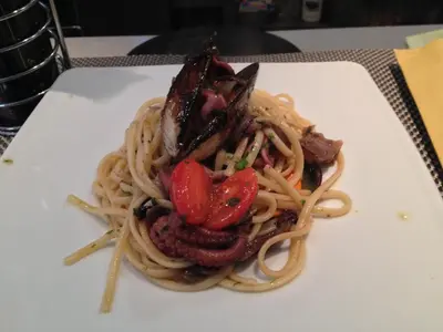 Cibo presso la barca o nelle vicinanze