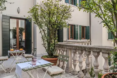Giardino di Contrada 18