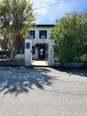 Edificio in cui si trova la villa