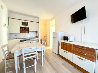Cucina o angolo cottura di Tritone 12 - Carraro Immobiliare - Family Apartments
