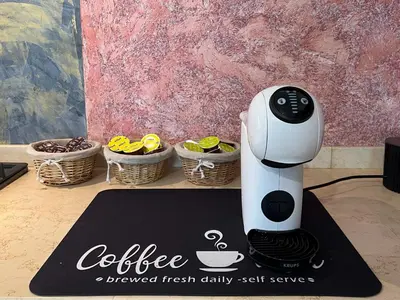 Set per la preparazione di tè e caffè presso Villa Cattarin
