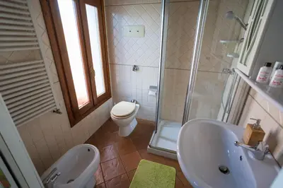 Bagno di Bloom and Wood