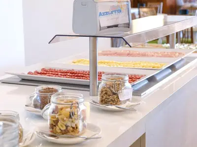 Cibo presso l'hotel o nelle vicinanze