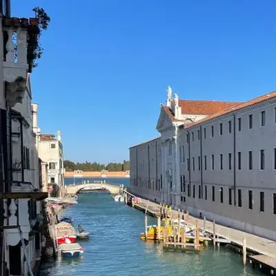 Residenza Stardust Suite with Canal View