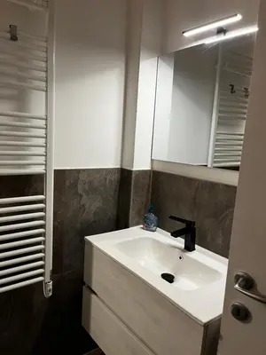 Bagno di Monolocale Giuggiola